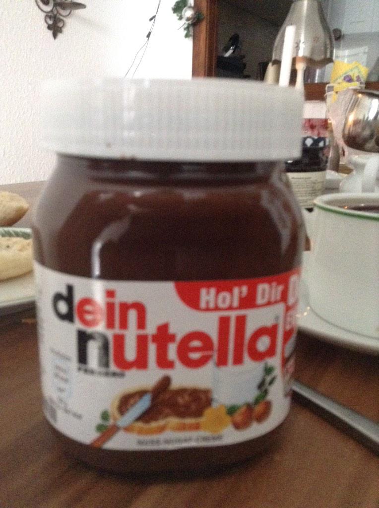 BerniWagner's tweet photo. Nutella der Morgen macht den tag http://t.co/zc88n9wUrq