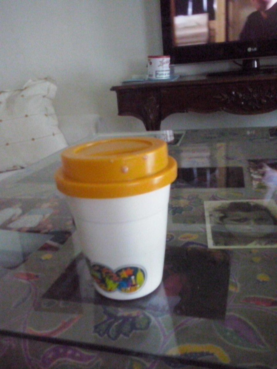 Mercedescpv's tweet photo. Colacaito mañanero http://t.co/ZDiYbqrTeY