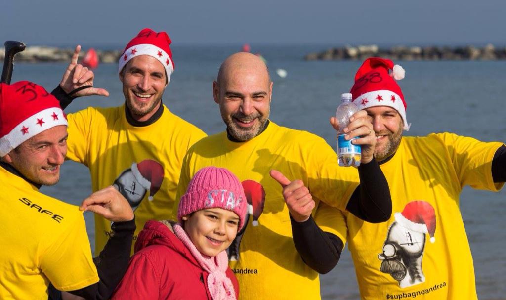 horizonwave's tweet photo. #safeteam #enjoysafe #safesup x mas sup race Bellaria del 14 dic 14 http://t.co/M4MSS7AfXr