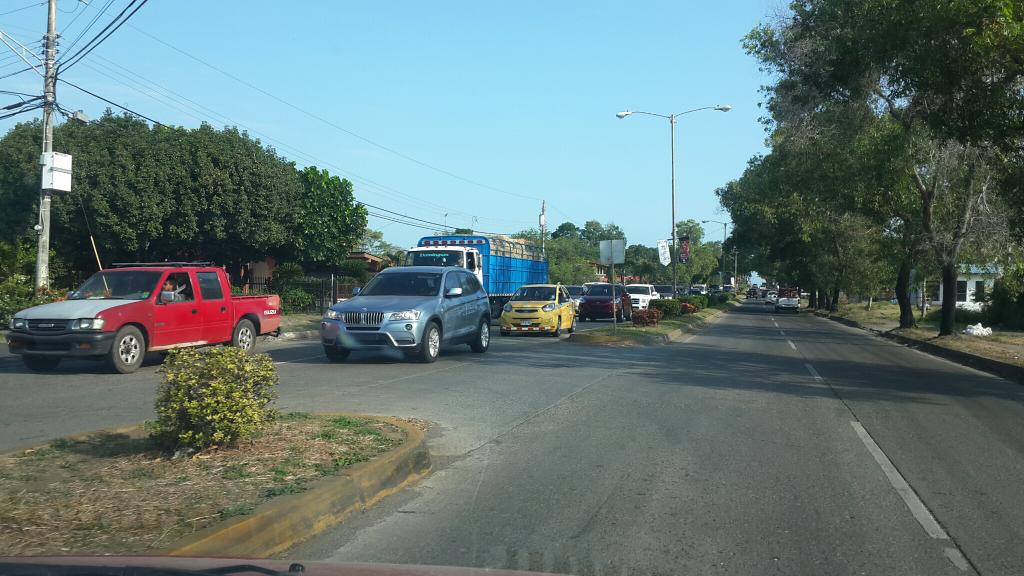 Ciudad Foto (@ciudadfoto) on Twitter photo A esta hora, la entrada a la Ciudad de Las Tablas, ya llegan los visitantes a el desfile de las <a href="/milpolleras/">Desfile Mil Polleras</a> #Panama A esta hora, la entrada a la Ciudad de Las Tablas, ya llegan los visitantes a el desfile de las <a href="/milpolleras/">Desfile Mil Polleras</a> #Panama