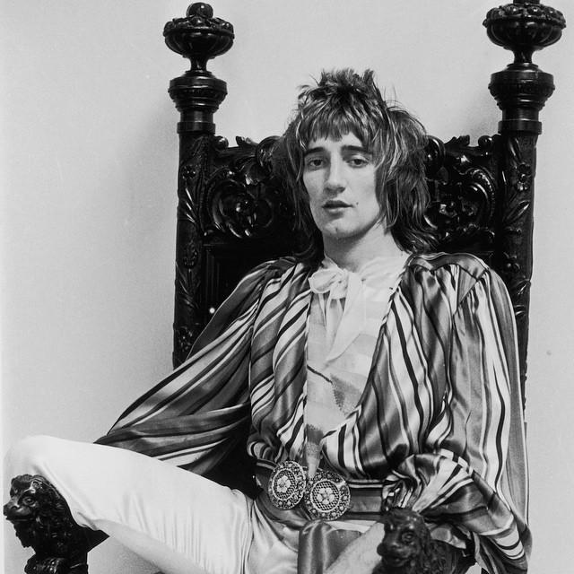 Happy birthday to  Rod Stewart himself is a dynamic performer. He never stands still, moving about w... 