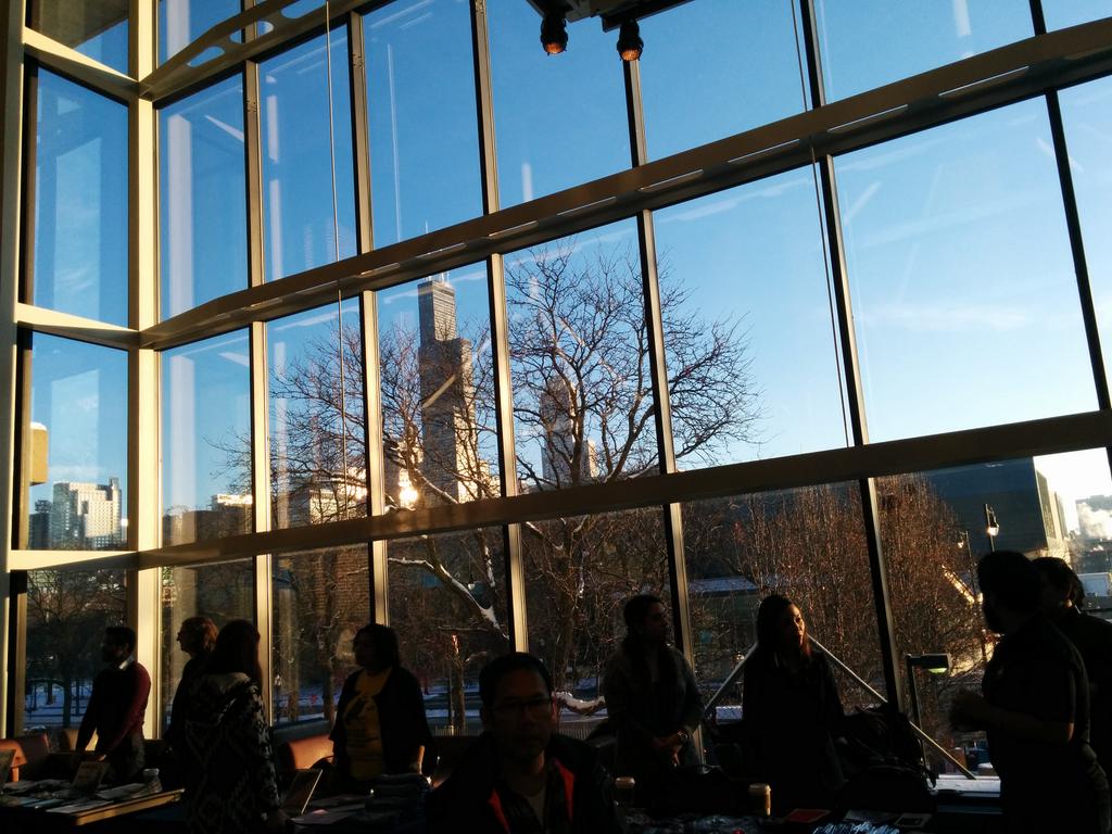apply2uic's tweet photo. It's a beautiful day at #UIC for #UICfirestarter! Welcome #uic2019! http://t.co/ETihfJTn5v