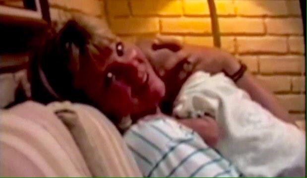 y09k27's tweet photo. #HappyBirthdayMamaSwift 💗💗💗 http://t.co/GwTqTEmItp