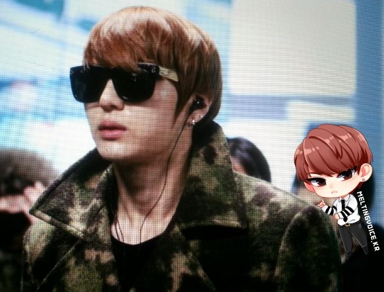 B6aVVGsCUAAxfRr.jpg:large