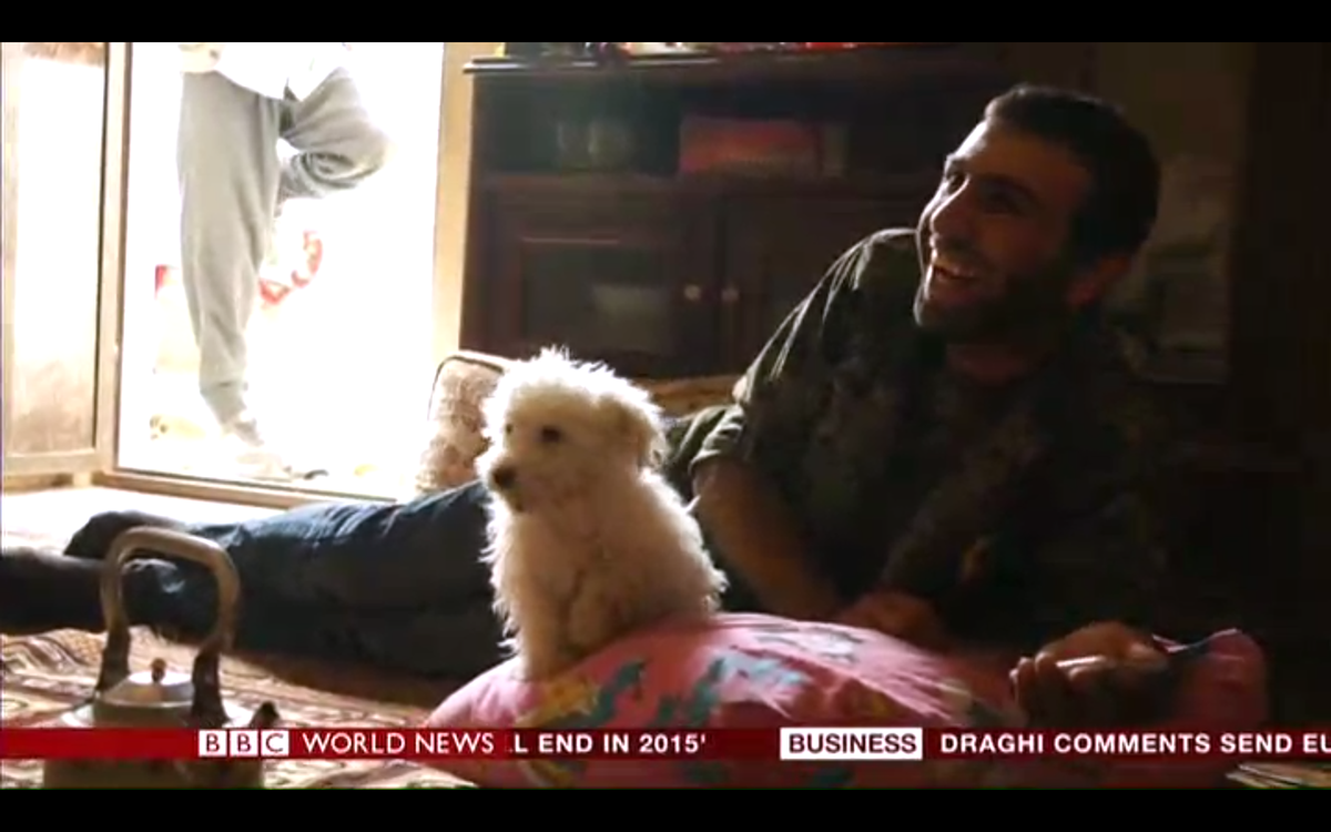 Hevallo's tweet photo. BBC'S EXTRAORDINARY DOCUMENTARY
#InsideKobane Broadcast Today 10.30am GMT.  http://t.co/tg5qE0Bfyt @amberinzaman http://t.co/YIHllpQS5G