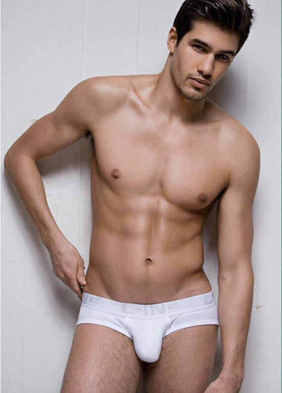 ukmaleunderwear's tweet image. LIN2 underwear on a very hot man. #LIN2 #underwear