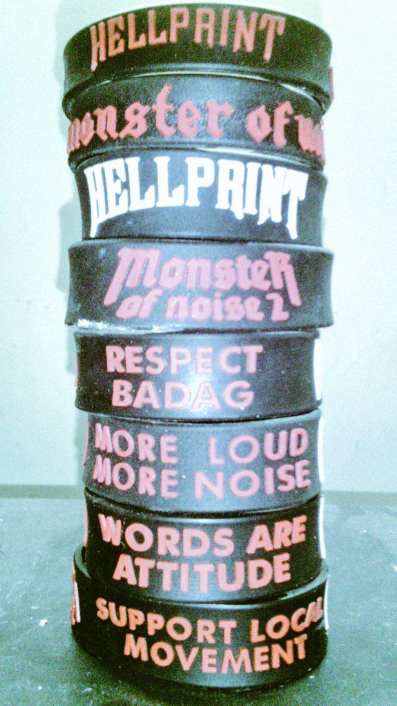 bonus langsung wtistband &amp; stiker setiap pembelian tiket presale-1 Rp 35.000,- besok hari terakhir di semua tiketbox