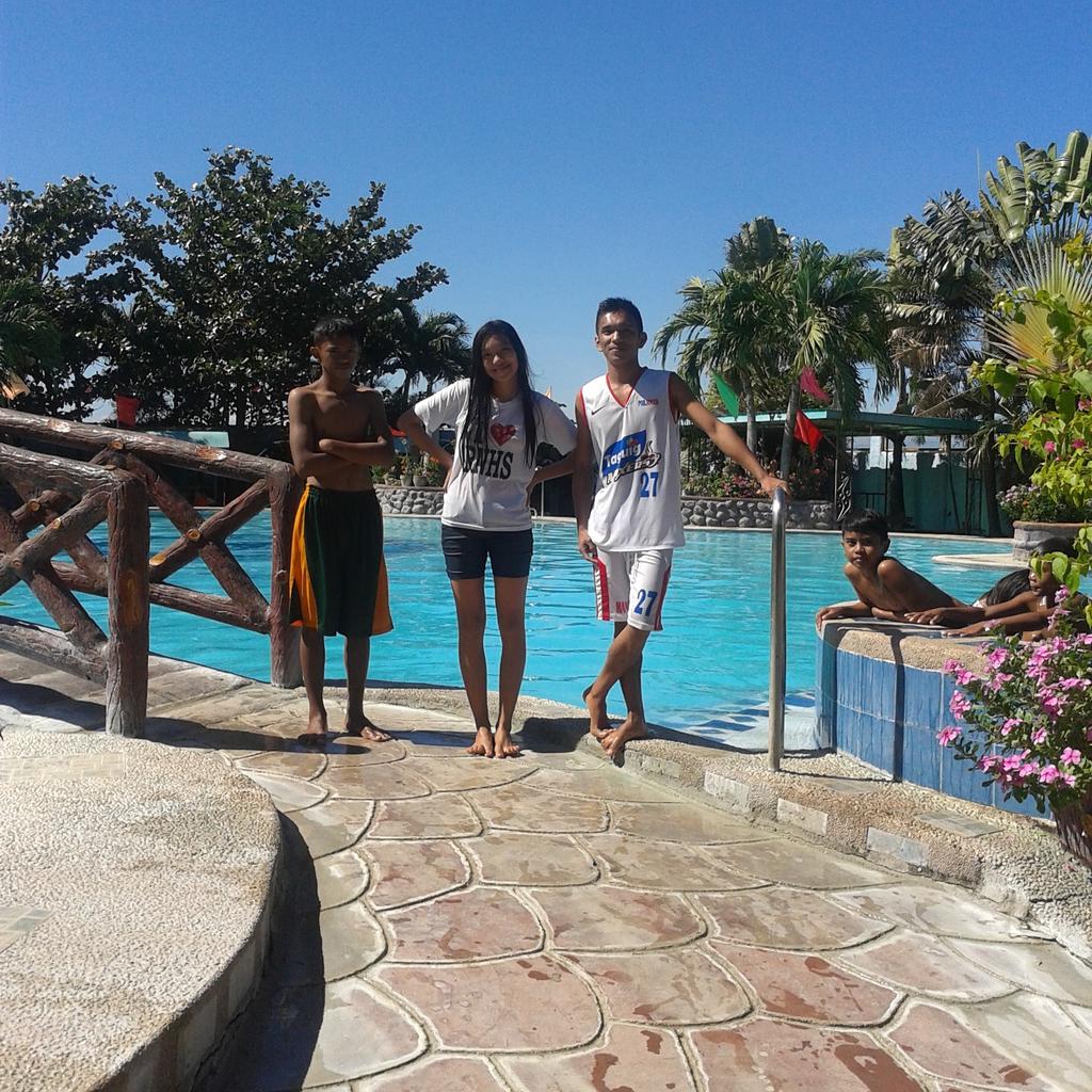 mercyringor's tweet photo. Brotherss :-) TheFace *-* http://t.co/2nwRMZWXbS