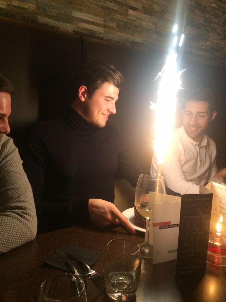 Stephyyyx's tweet photo. Happy birthday BFG @AjPotter89 🎉🎉 http://t.co/soBEgHPc5Z