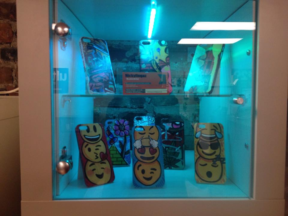 CellularMedic's tweet image. Custom iPhone 5/5s/5c cases. We support local artist come check out what we have or request to make your own.