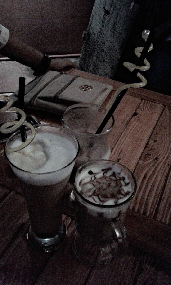 Coffee time with <a href="/giswaaak/">Giswa Ramadhani</a> and mita :) monggo disruput