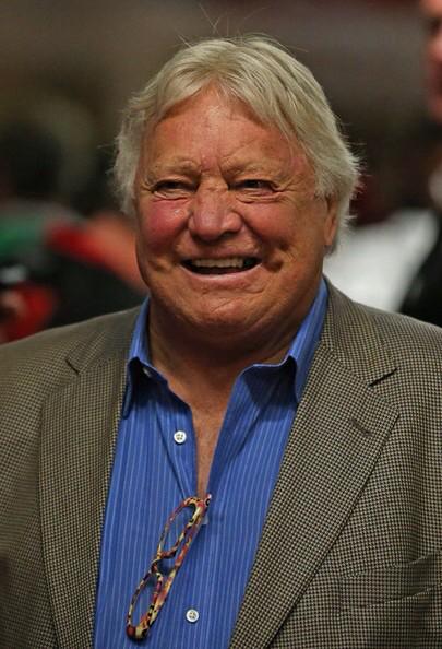 Happy Birthday, Bobby Hull! 