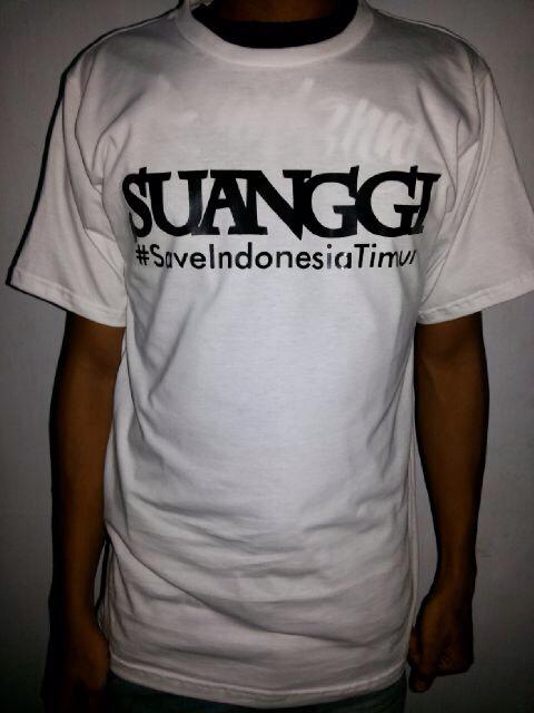 SablonMakassar's tweet photo. @SuanggiStore siap di edarkan, masih segar, silahkan di order kaos suangi #SaveIndonesiaTimur #combed24s #Plastisol http://t.co/nJH2OO12LX