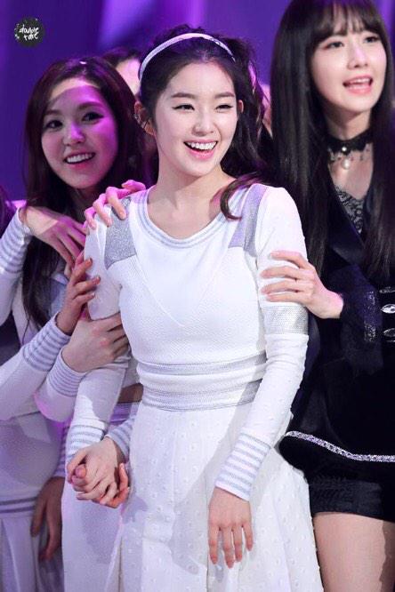 B6bv6YyCQAE6i3n.jpg:large