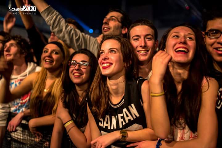 Aura_adtr's tweet photo. Ho visto la MADonna #trezzo #keplertour #12dicembre @orangeMadMan http://t.co/3QBhISdo0N
