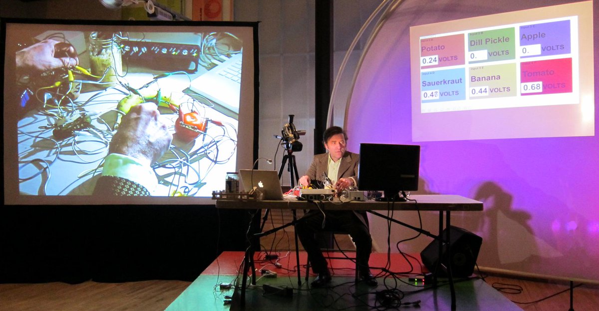 Sound is a building block to the construction of music. bit.ly/1DgO3bs <a href="/GordonBestPtbo/">Gordon Best</a> Jan 8 @ElectricCityOn