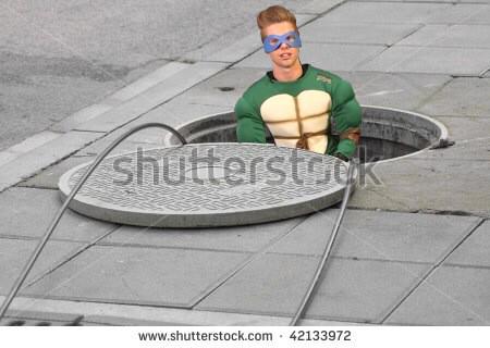 Luke popping out of a man hole