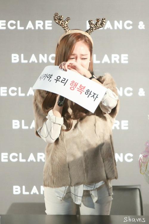 jescyil's tweet photo. @kryskeramat jahat masa orng cantik dibilang banci😞 http://t.co/0iqDcm2mhB