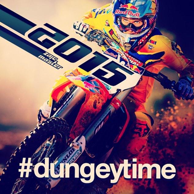 staceyadams_'s tweet photo. This season is gonna be a good one!! 5⃣🔶🏆 #dungeytime #Supercross2015 @RyanDungey @lindsay_dungey @SupercrossLIVE http://t.co/bjHTUCeblL
