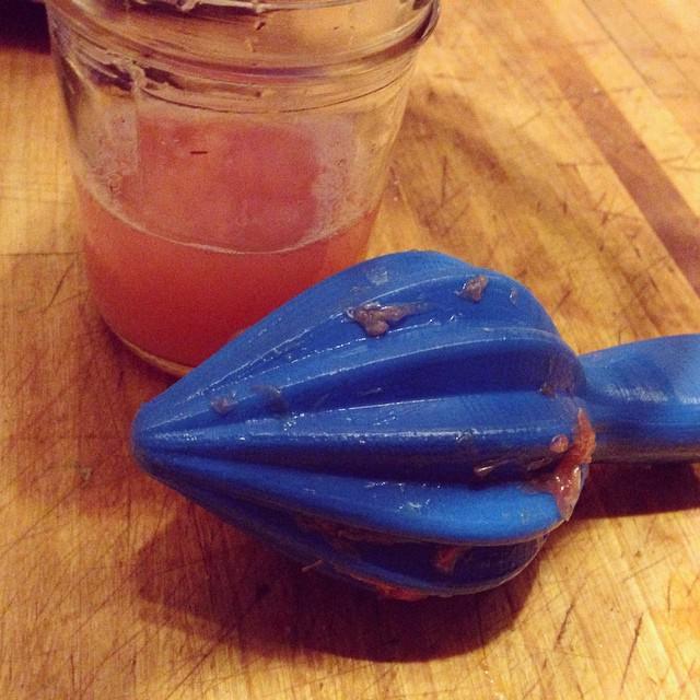 #freshsqueezed grapefruit juice with a reamer 3-D printed by <a href="/steffenrasile/">Steffen Rasile</a> ift.tt/1xE2qI6
