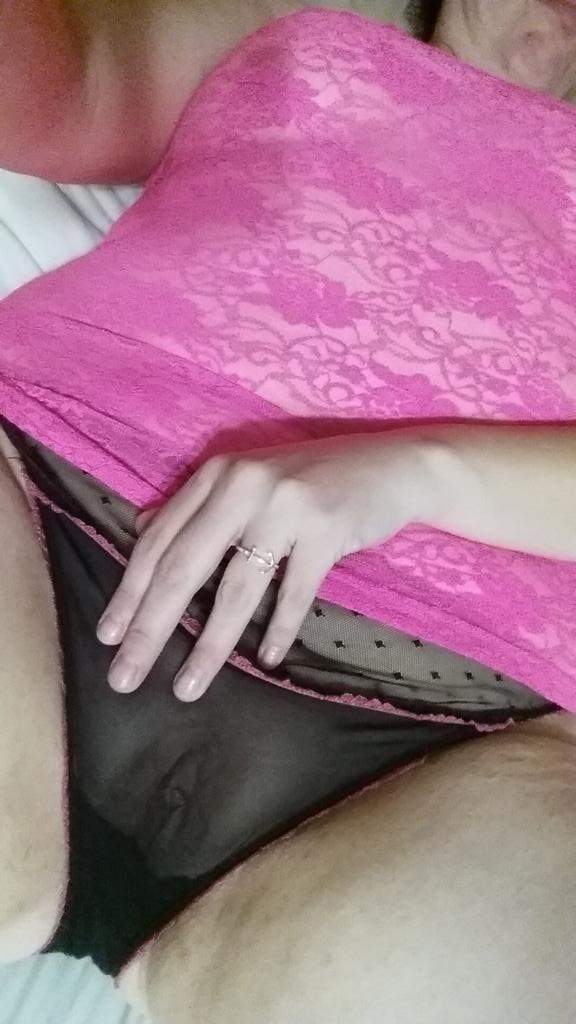 SweetBiAndBi's tweet photo. Cum play with me. @daddy__dearest http://t.co/1DGM8OqVsK