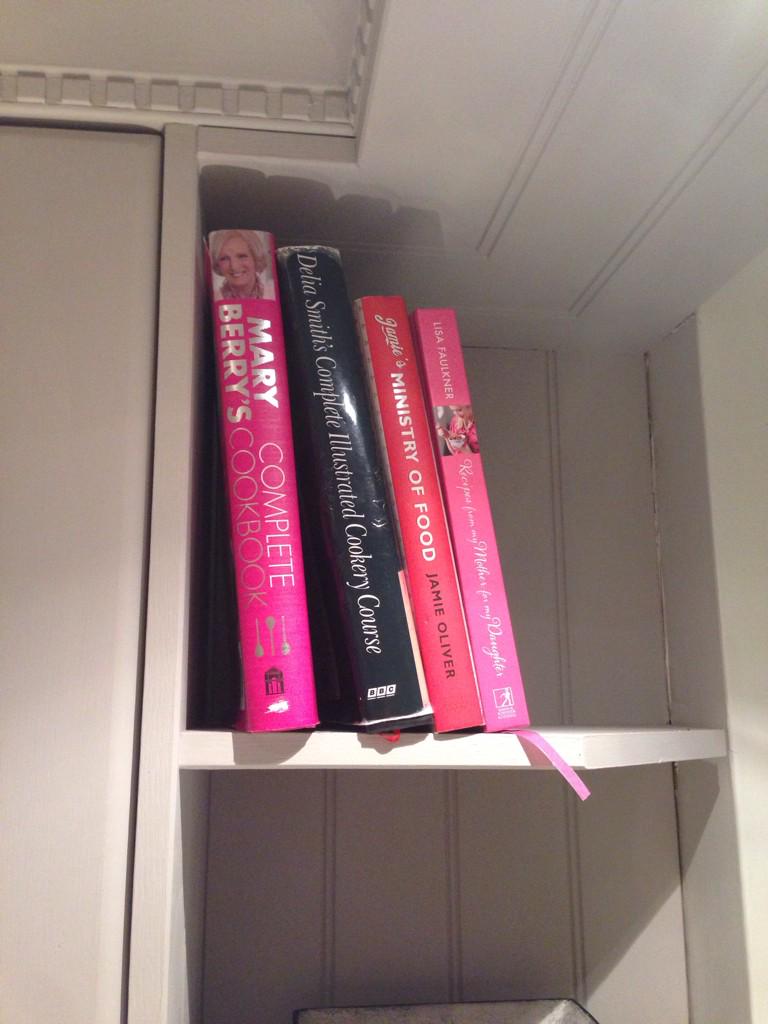 ajbaker2011's tweet image. Hope you're pleased you have made the 'core cook books in the kitchen' (not with the 100s in the hall)!! #finecompany