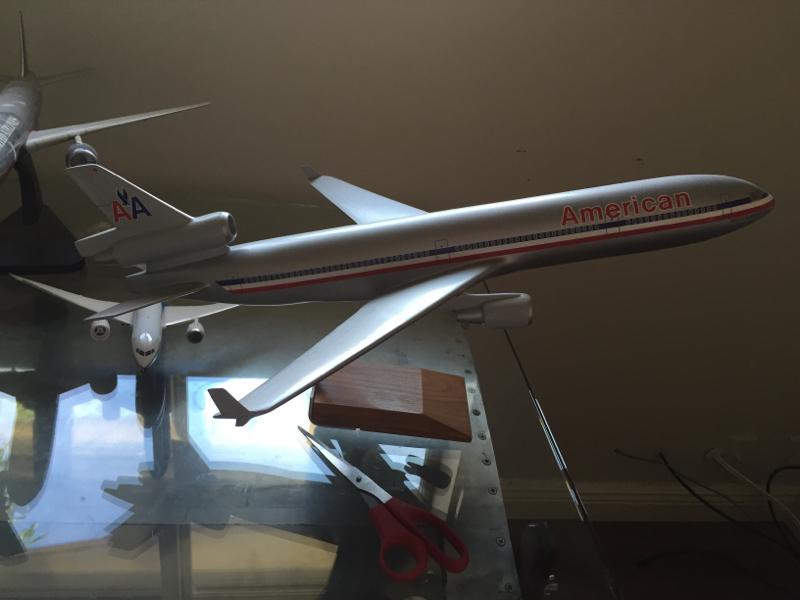 TheAirchive's tweet photo. . @AmericanAir #MD11 model from 1999. The year the 777 began to replace the MD11 at AA MD11 went to FedEx. #modelmove http://t.co/1eeaADFfNm