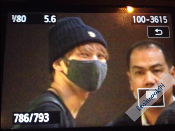 B6cMcBlCYAEKov3.jpg:large