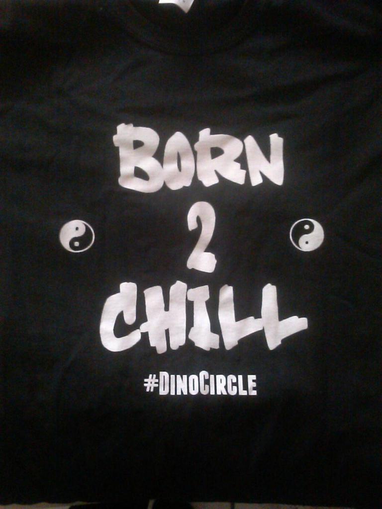 DinoCircle's tweet photo. #DinoCircle #Born2Chill Black Tees on deck ! #OnSale right now for 10$ ๐ฝ #LetUsKnow if you want one! #StayBlessed http://t.co/ETC0FOpD3f