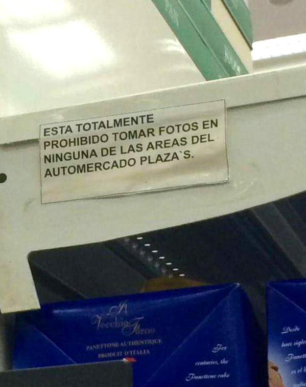 bonypertinezh's tweet photo. Mi hijo presenció como en el Excelsior de Sta. Eduvigis la GN se llevó preso a un ciudadano x tomar fotos de la cola http://t.co/BF7VT7VFQM