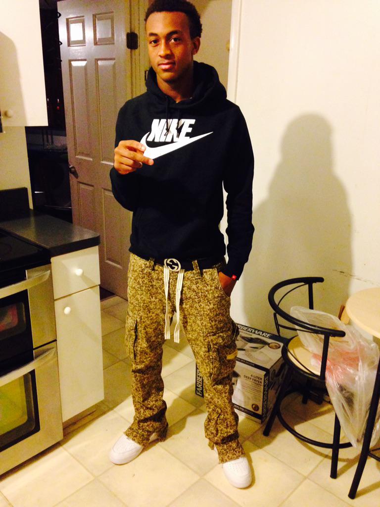 LuckiiV tweet picture