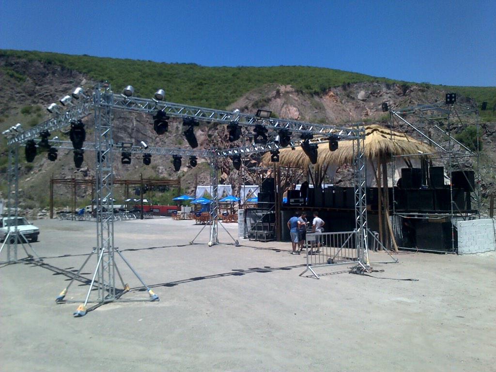 RRufeil's tweet photo. Reapertura de la Laguna Azul. Vení a conocerla, disfruta del verano 2015. La Calera sigue progresando! http://t.co/rpwdjmcWEs
