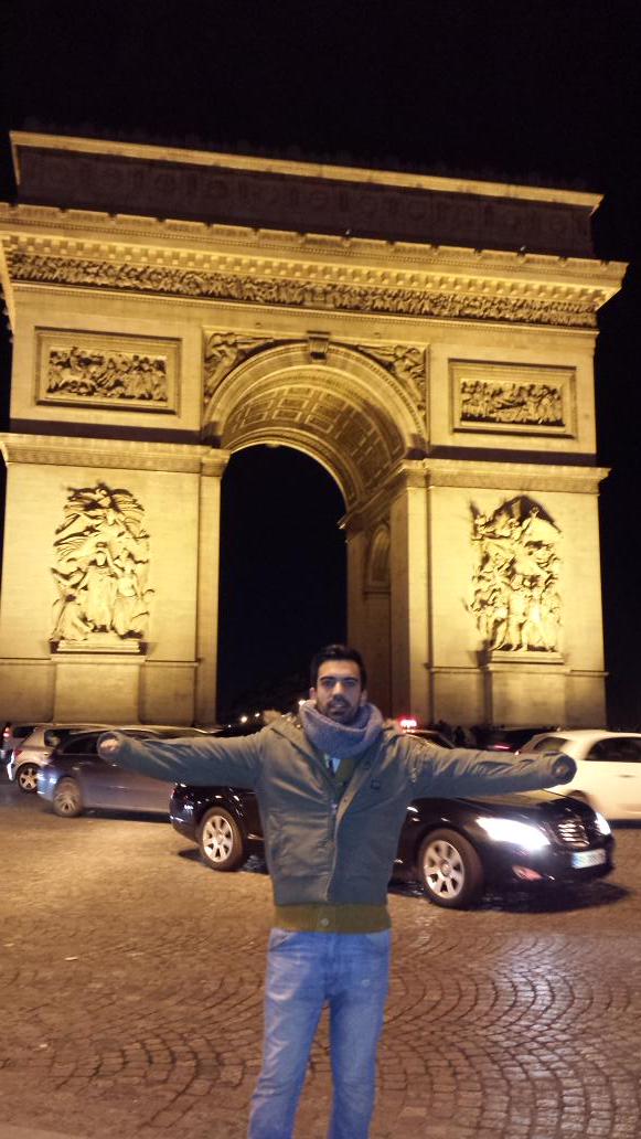 14ugo's tweet photo. Espectacular París prometemos volver con más tiempo @rocio_ba_am_22 http://t.co/Gye0QSGCHh