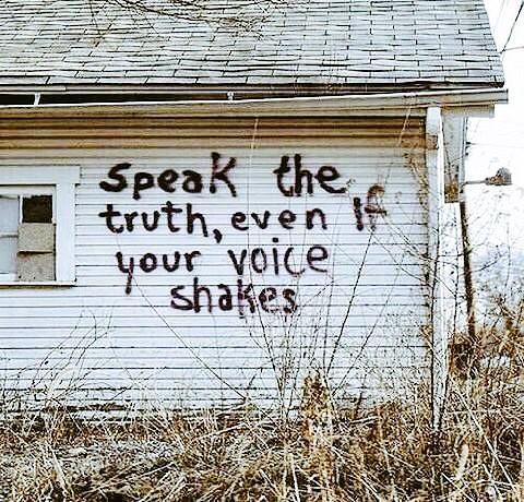 Y sino hace uso de la insoportable omisión...