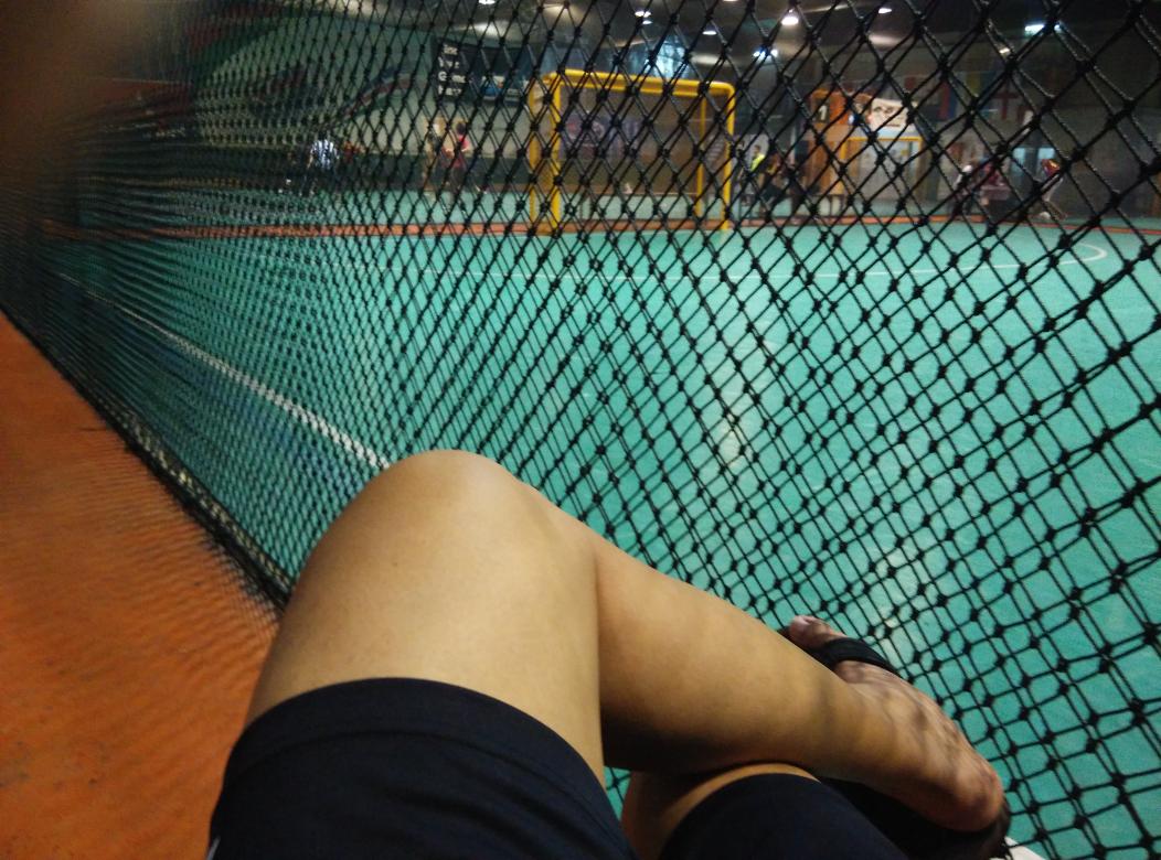 thezulfo's tweet photo. .@twt_cinta aku tgh menggamit memori kita dan teman2 lain ber'#futsalsesh dulu sbb aku disini. http://t.co/3HLFHsmkSe