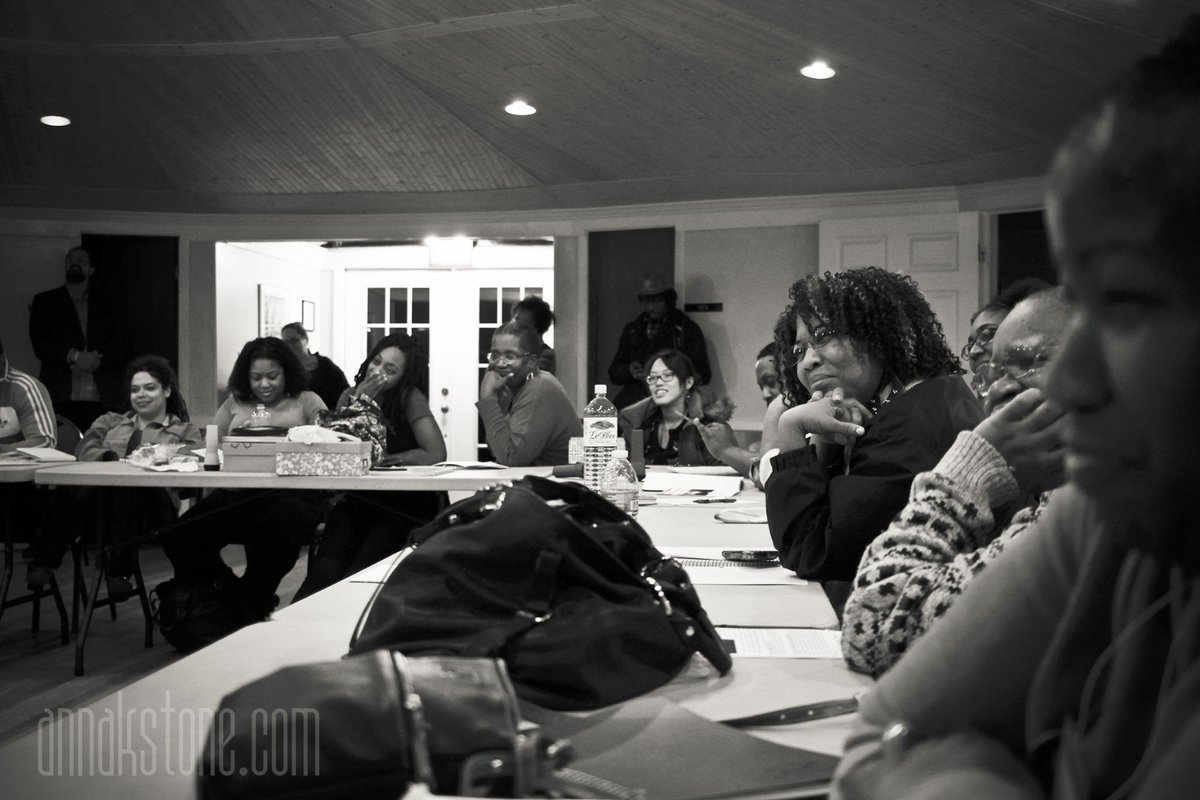 alchemistnegra's tweet photo. the round table of black poets #twh2014 http://t.co/gTWVHozRxI