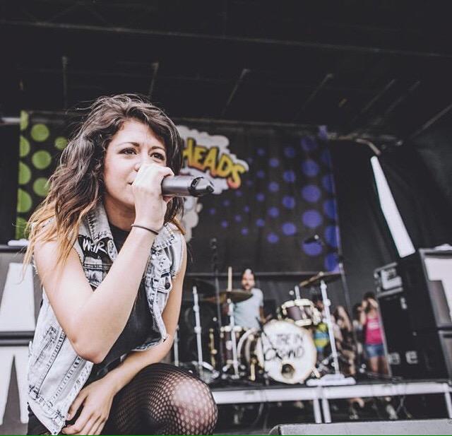 tayjard's tweet image. I know these are irritating but retweet so I can have friends?