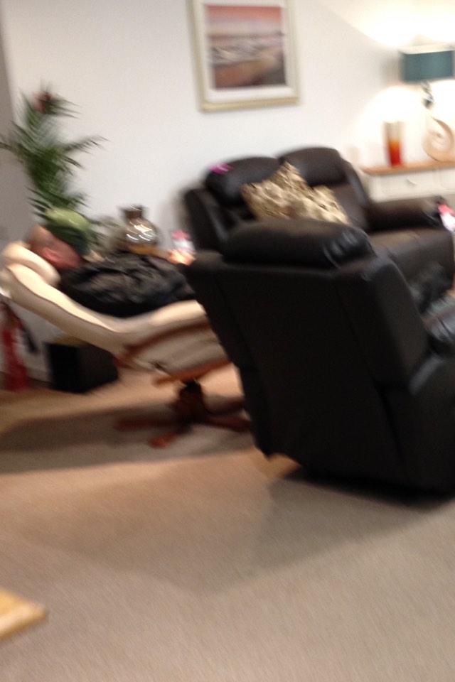 BethBotham_X's tweet image. Well that's a good sign... #SofaShopping #toocomfy