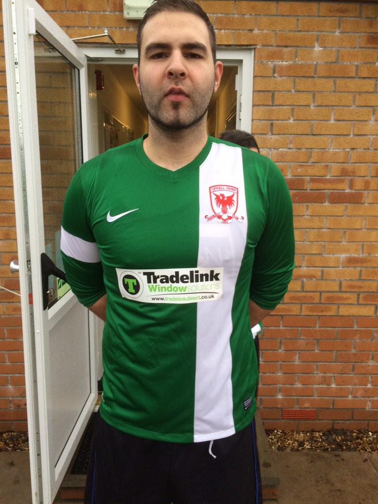 UpwellTownFC's tweet photo. Upwells goal scorer was @jonnyjab

Modelling our new kit, Upwell legend @JoelleWilliams4 #greenmachine http://t.co/YDeNBTBYLL