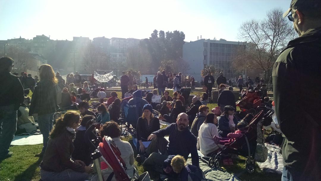 Storytime w/ #kids4blacklives in Oakland, CA! Learning about unfairness &amp; standing up 4 eachother. #BlackLivesMatter