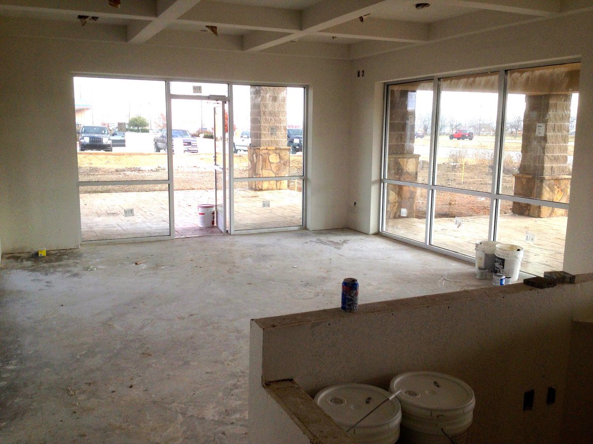 ServicePlusTex's tweet image. These doors will be open for business soon!  Can&apos;t wait! #ServicePlus