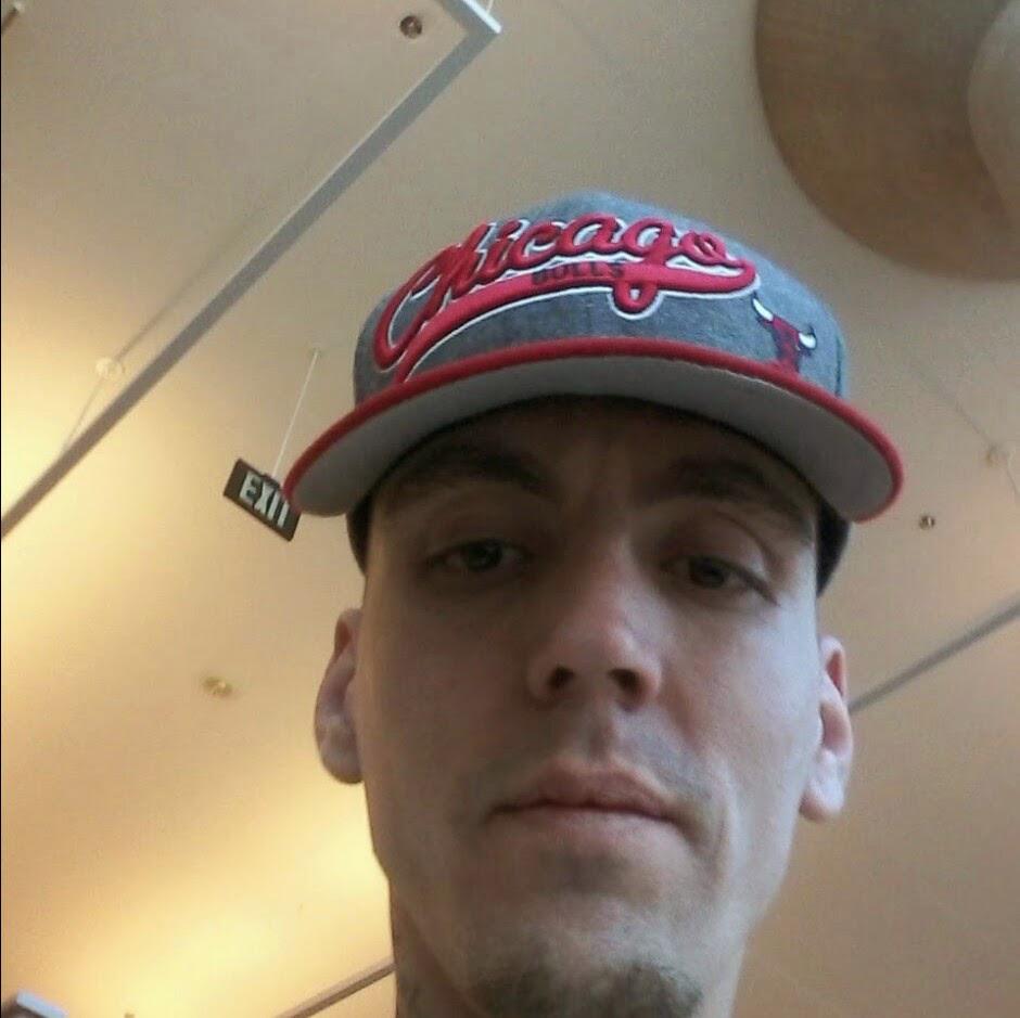 pearsonjosh80's tweet image. Chilling before I have to work