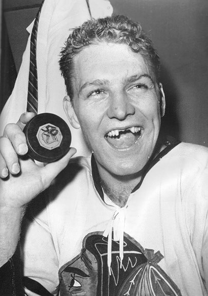 Happy birthday to great Bobby Hull. Hope he got what he wanted (and needed) for Christmas 