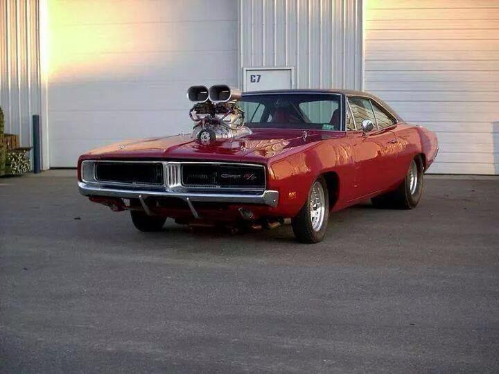 Muscle2Cars's tweet photo. #American #muscle #cars http://t.co/5L0TN5mWdL