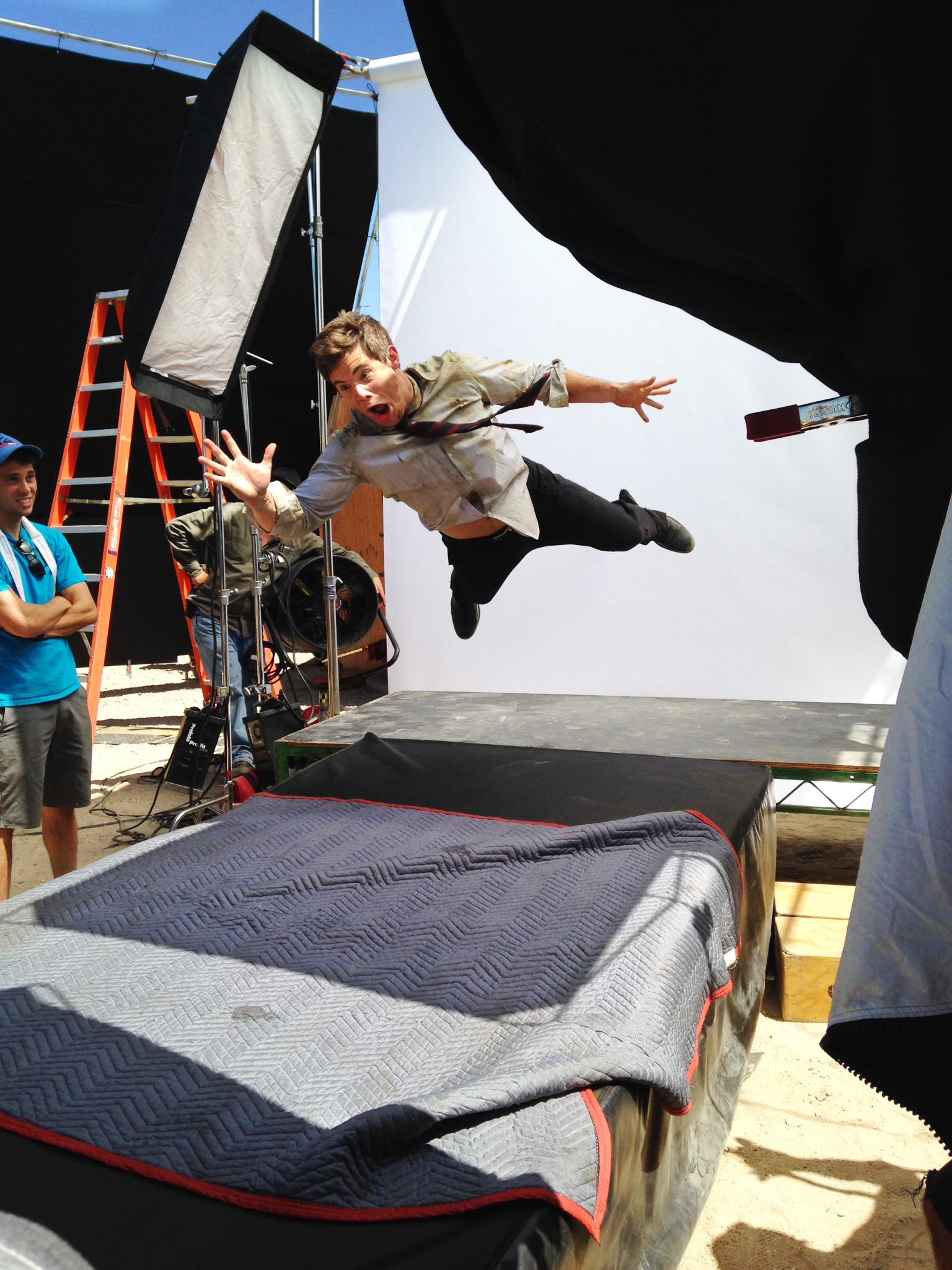Rausch Twins: Behind The Scenes Photos You Won'T Find Anywhere Else. - kvo3jj1