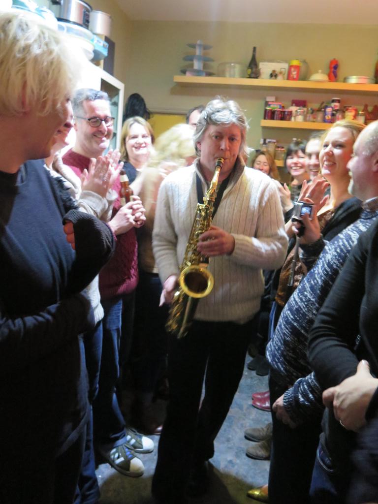 iainwheeldon's tweet photo. Brill night: Accord-Iain to Gary Xmas Extravaganza!  @AccIainToGary @gary_malkin http://t.co/FCgrscV1gY