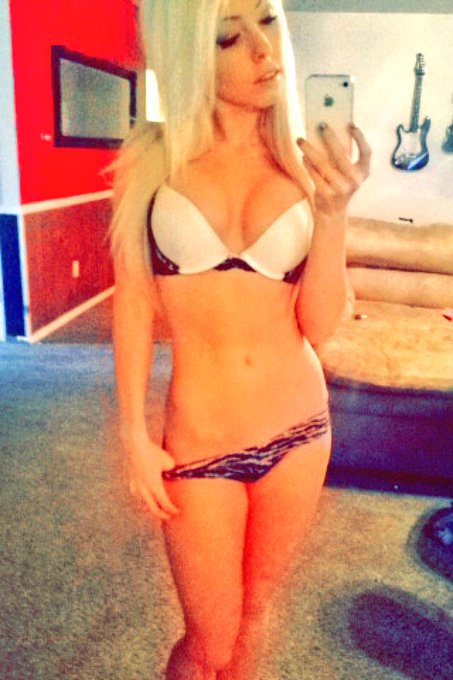 I should be on cam at some point in the day today... 😘 http://t.co/S9lyilxXJo<a href="/tag/camgirlprobs"class="tags"><span>#camgirlprobs</span></a>