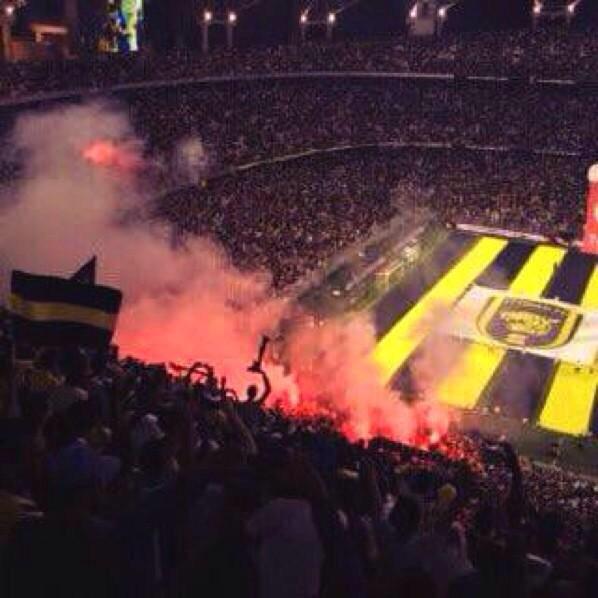 faisalalesaa's tweet photo. #الاتحاد_88_عام

وعشق لاينتهي  💛 http://t.co/LdZGlohYT8