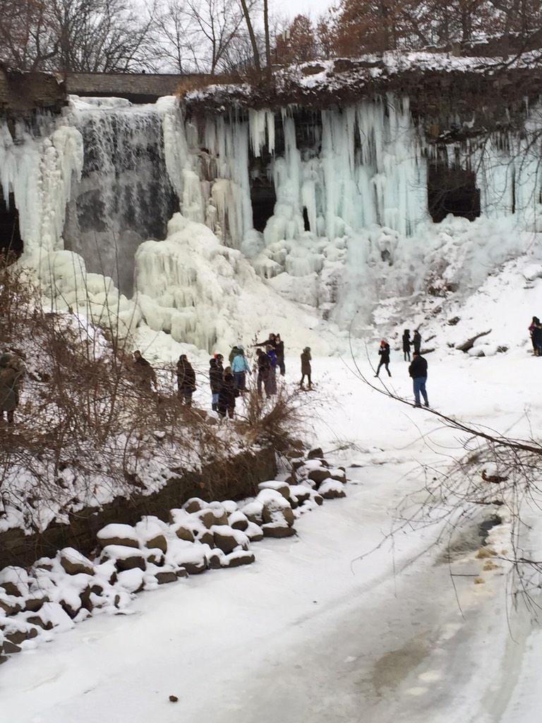 BriW55's tweet photo. Winter Wonderland ⛄️ http://t.co/rlAQI9h672