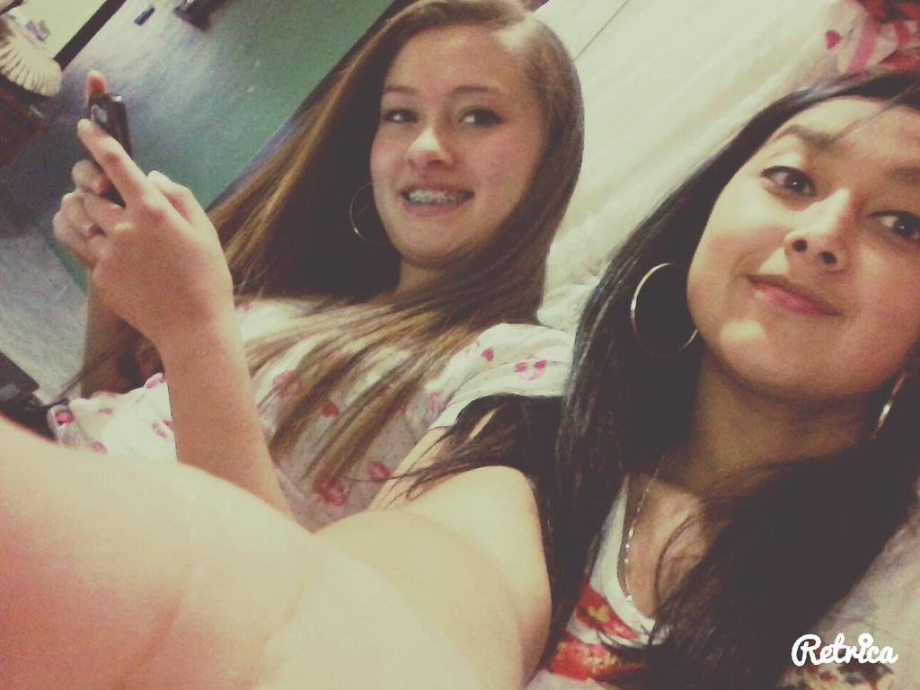 Laurasfe19's tweet photo. LOS MISMOS EN LAS MISMAS ;) http://t.co/2IcKvBJWCz